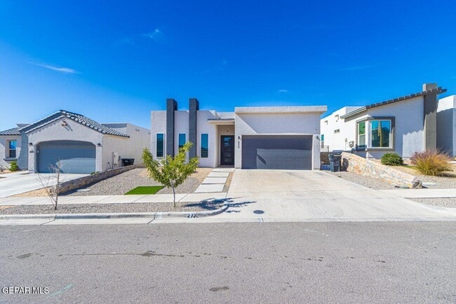 Building Photo - 273 Hunstanton St