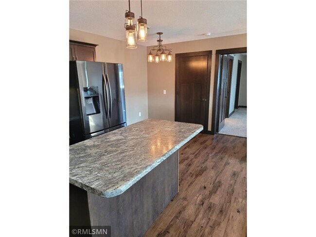 Building Photo - 1929 Cypress Ct