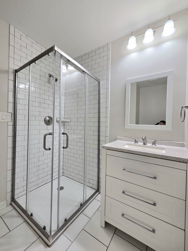 Building Photo - 10810 Norman Ave