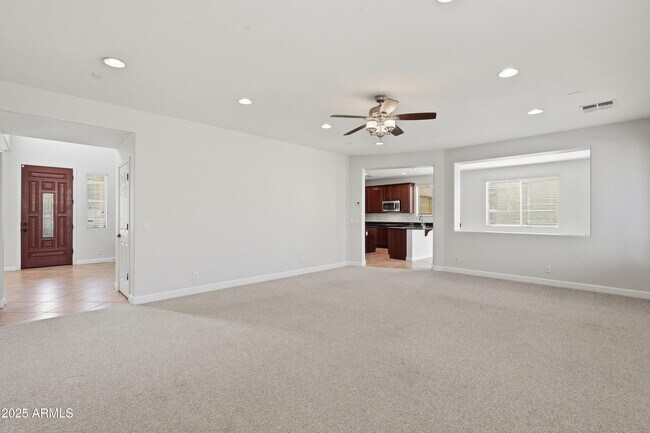 Building Photo - 18560 E Strawberry Dr