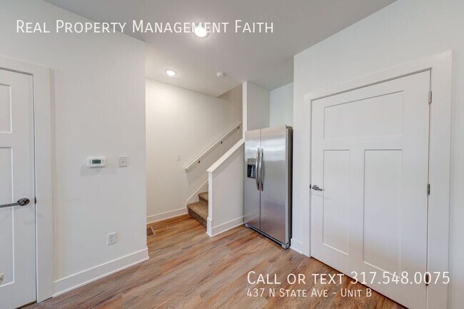 Building Photo - 437 N State Ave