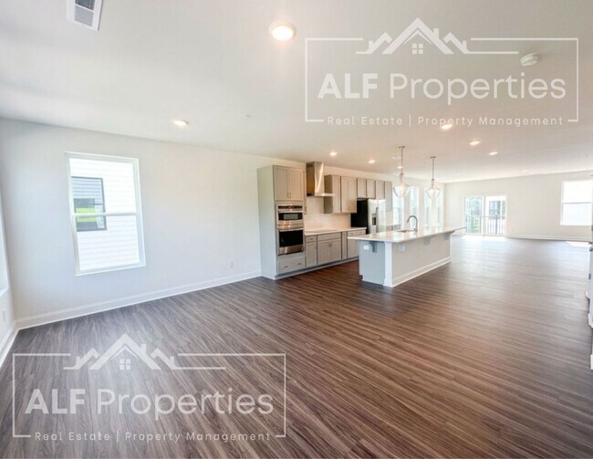 Building Photo - Luxury Downtown Wake Forest Living – Brand-New End Unit with Rooftop Terrace