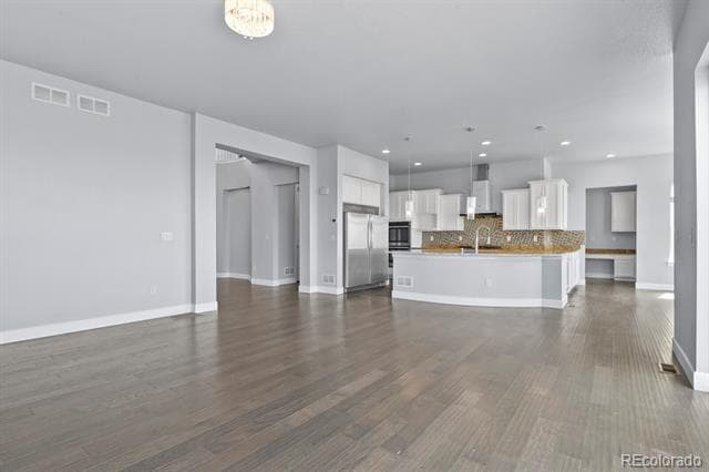 Building Photo - 9781 Cantabria Point