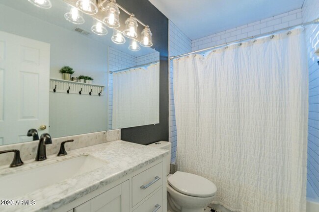 Building Photo - 16223 N 10th Ave