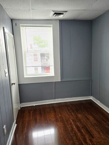 Building Photo - 8 St John St