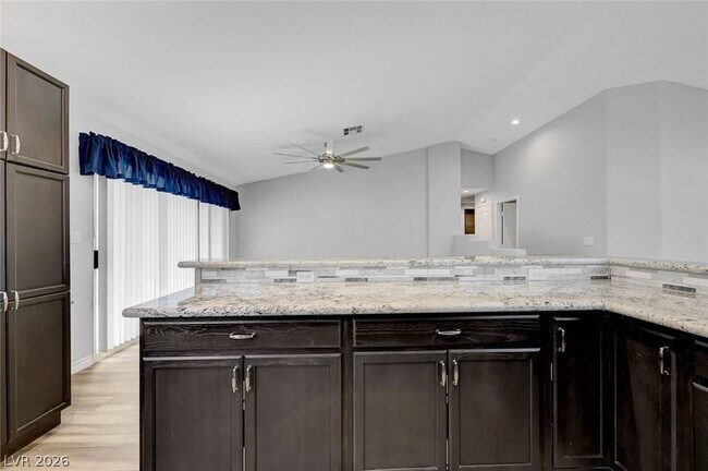 Building Photo - 8863 Haviland Rd