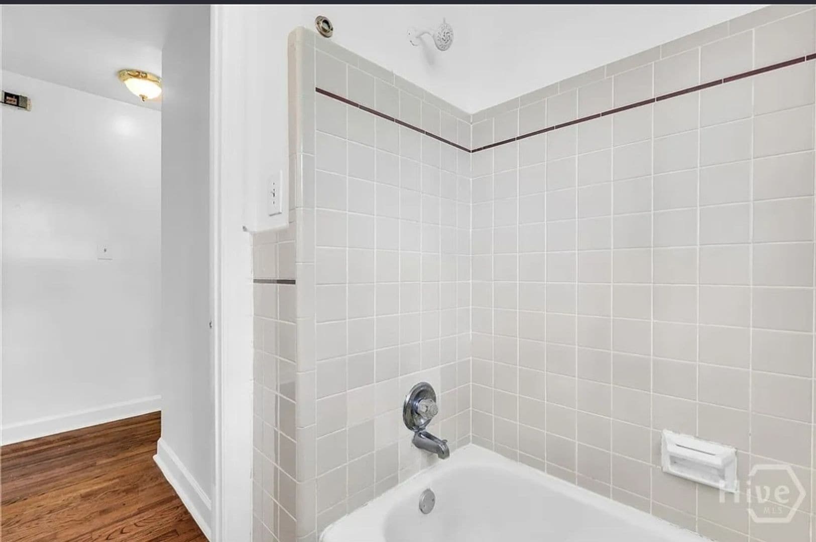 Building Photo - 7 Chippewa Dr