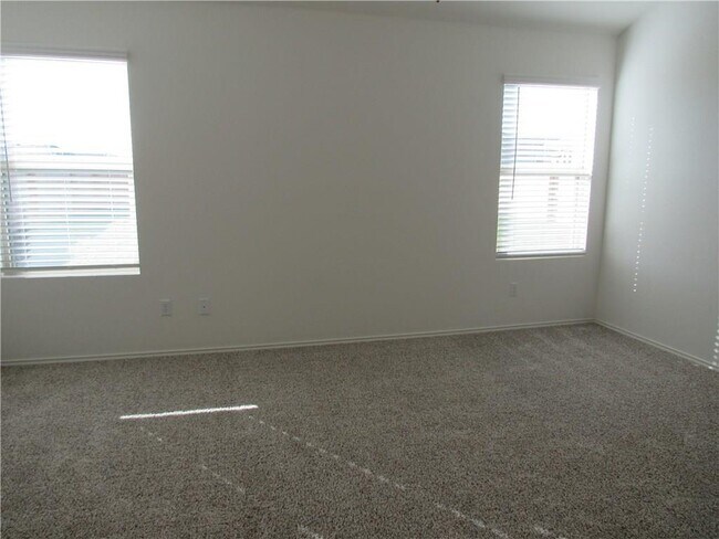 Building Photo - 1321 Chad Dr