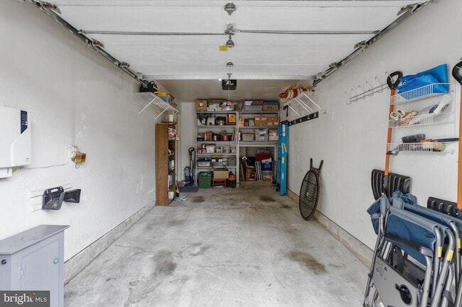 Building Photo - 2302 Harvard Dr