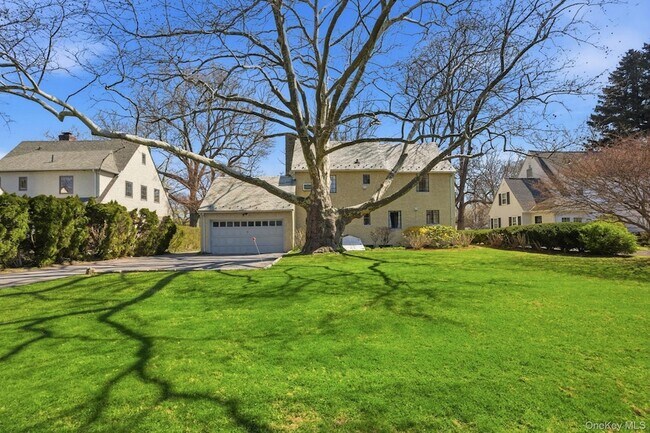 Building Photo - 5 Seymour Pl