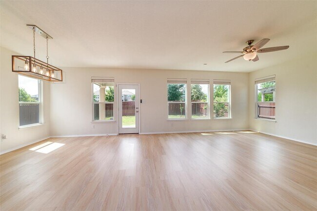 Building Photo - 321 Tordesillas Dr