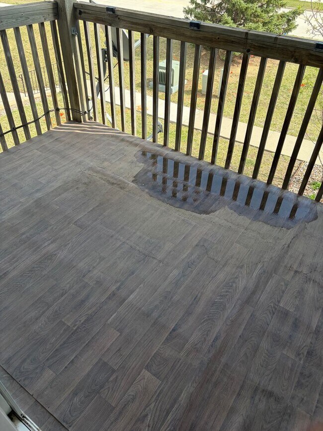 Building Photo - Condo For Rent!