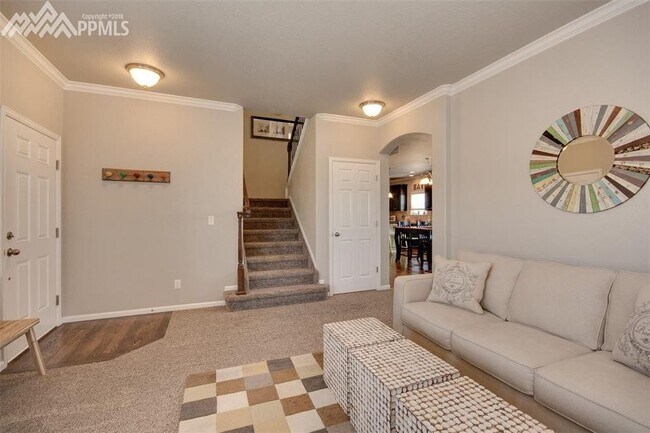 Building Photo - 8288 Hardwood Cir