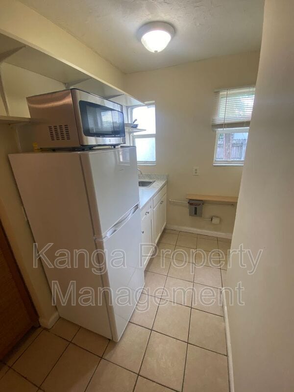 Building Photo - 1497 W 34th St