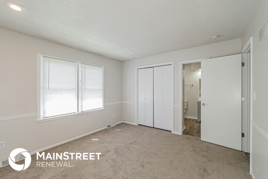 Building Photo - 2972 Iva Dr