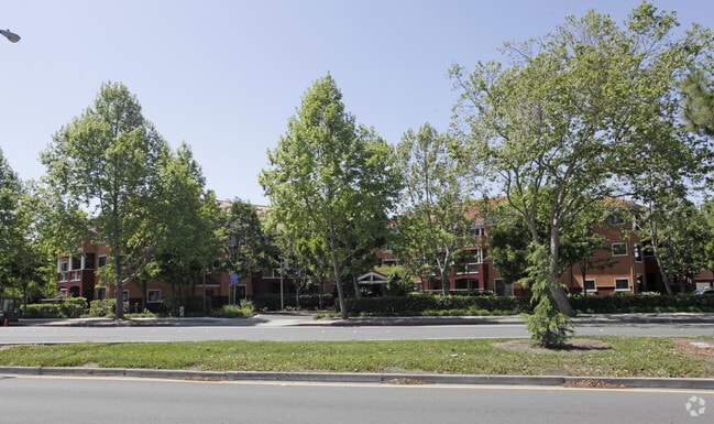 Building Photo - Rosewood Terrace