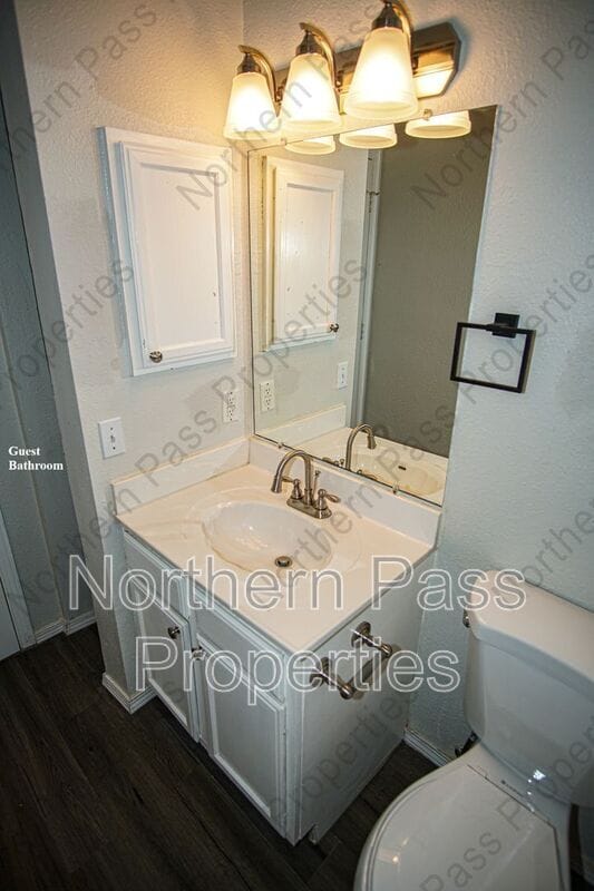 Building Photo - 1686 St Stephen Pl