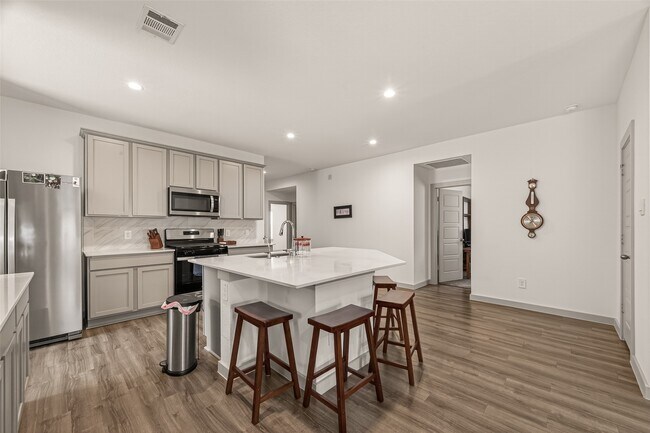 Building Photo - 1119 Kinder Sky Ln