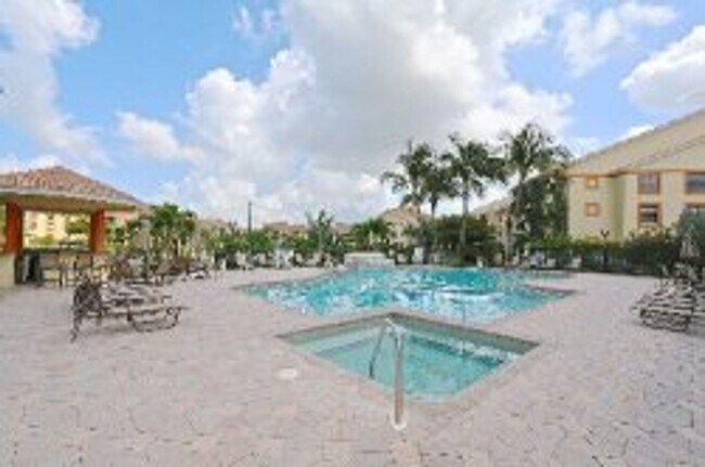 Building Photo - ANNUAL RENTAL - 2 BED / 1 BATH AT FAIRWAY PRESERVE