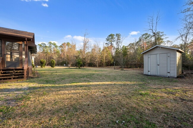 Building Photo - 6115 Gondolier Dr