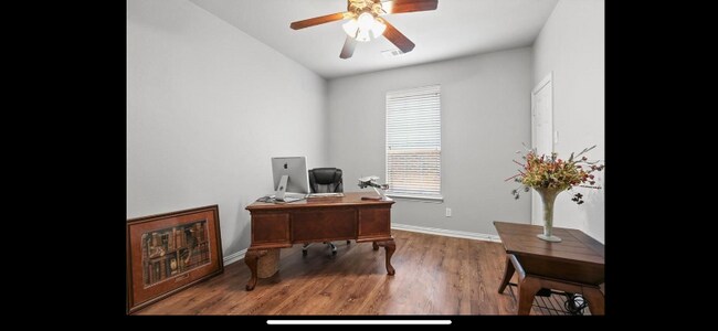 Building Photo - 961 Noble Ave