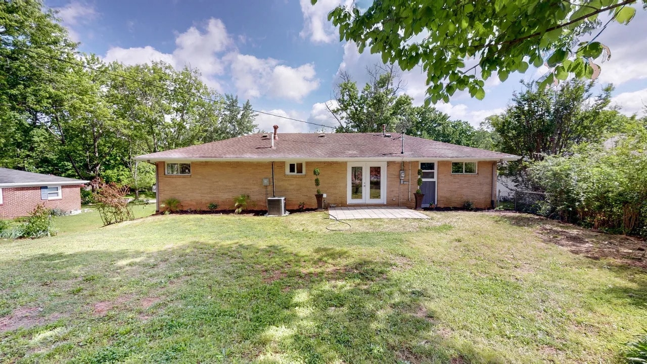 Building Photo - 1070 Draughon Dr