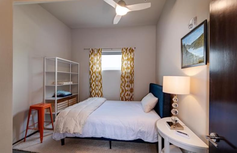 Building Photo - 803 E Mifflin St