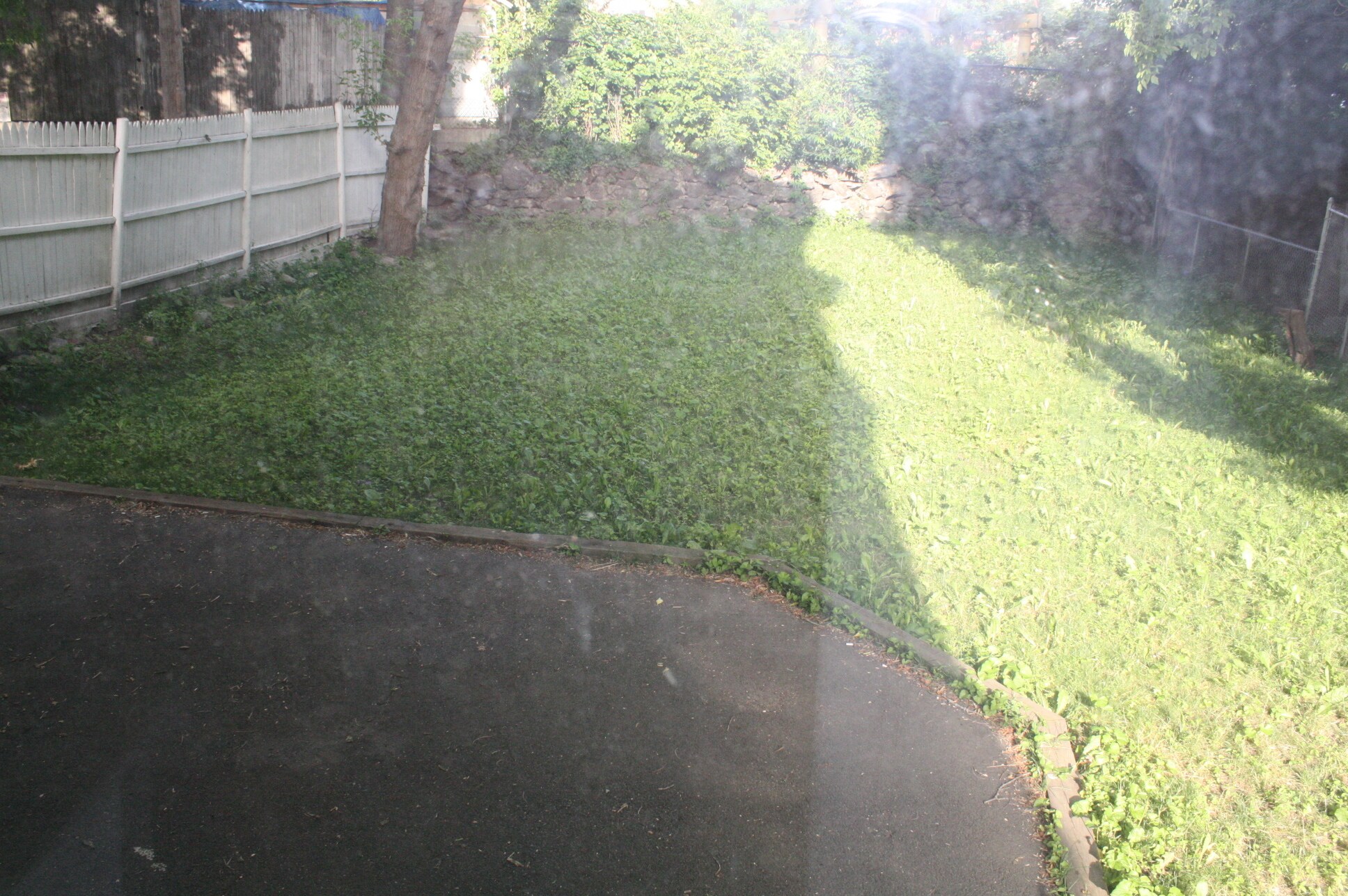 Building Photo - 14 Schiller St