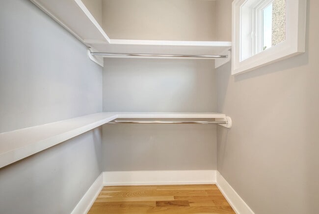 Building Photo - 4 Bedroom 4.5 Bath Home in Dunes West - Mt...
