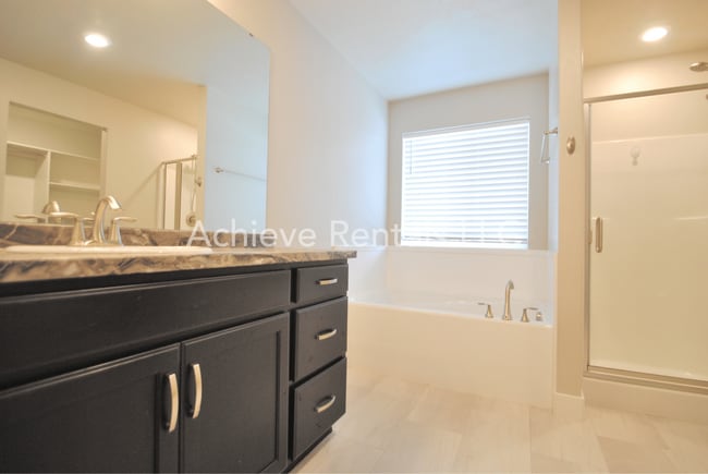 Building Photo - 1864 S 1425 W