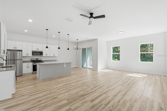 Building Photo - Brand New 3 Bed 2.5 Bath Townhouse in Palm Coast