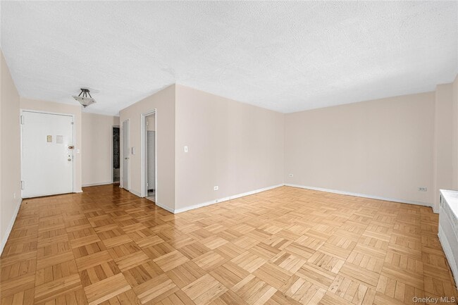Building Photo - 2835 Webb Ave