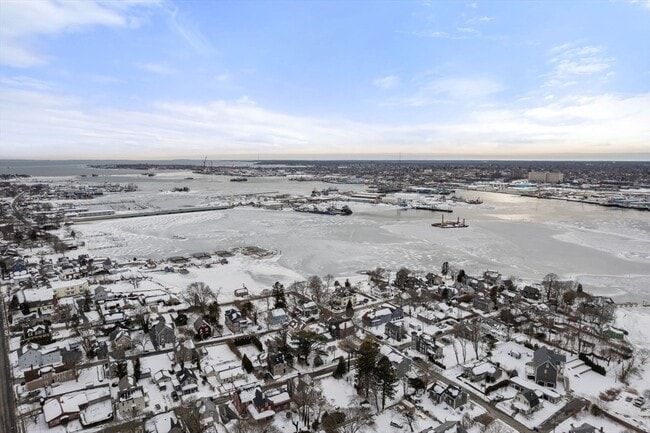 Building Photo - 25-27-27 Lafayette St