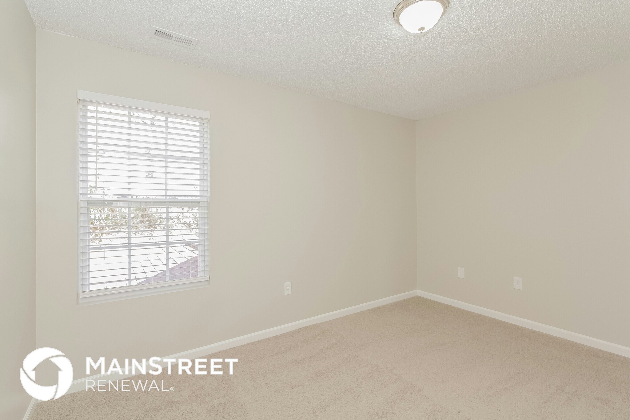 Building Photo - 8936 Hedge Maple Rd