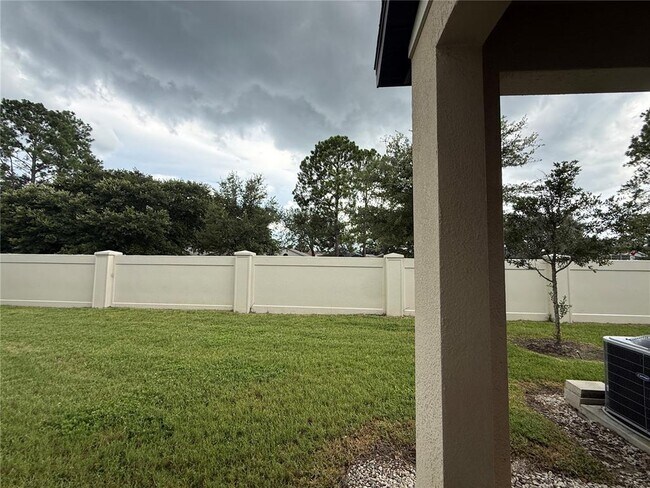 Building Photo - 15097 Willow Arbor Cir