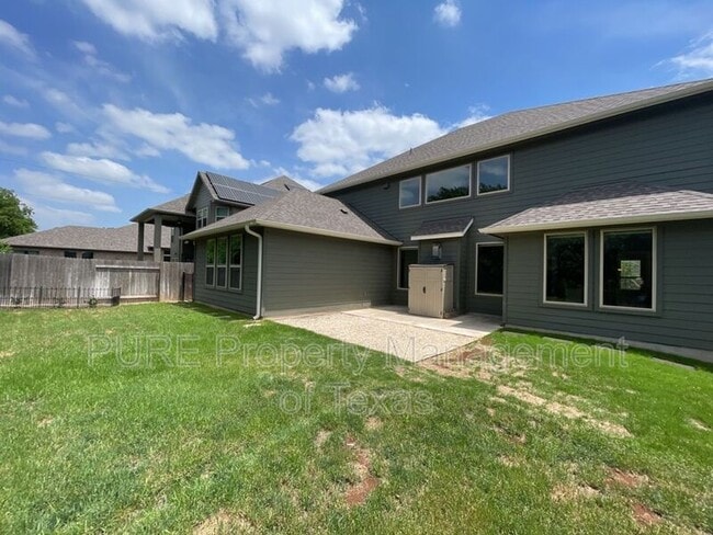 Building Photo - 716 Expedition Way