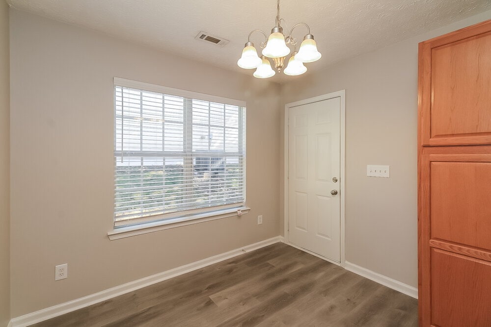 Building Photo - 11 Grier Ln
