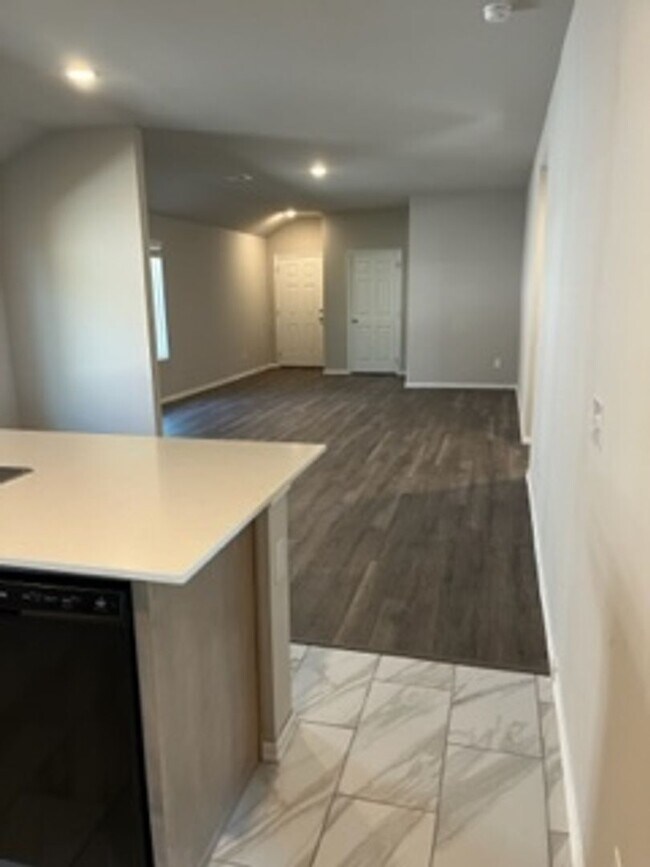 Building Photo - 1st Month Free!