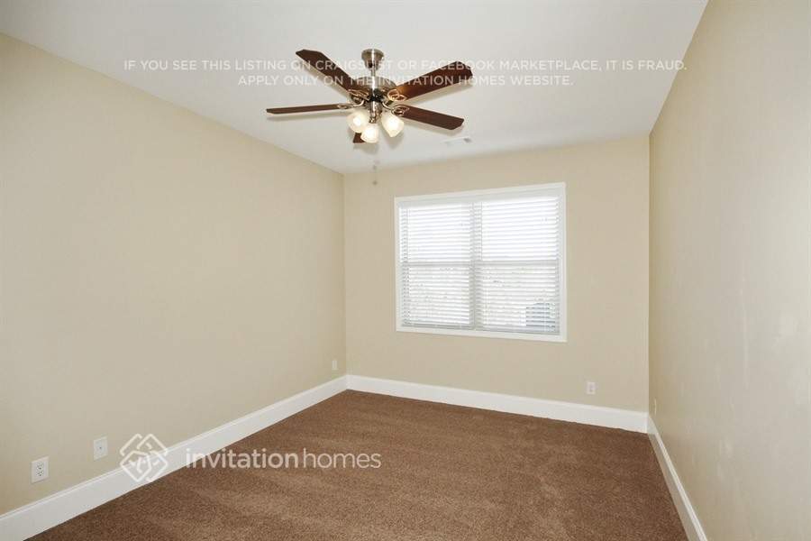 Building Photo - 1458 Sparkling Cove Dr