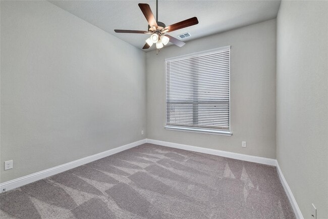 Building Photo - 206 Miramar Ave