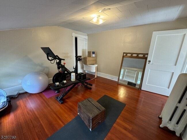 Building Photo - 226 Park St