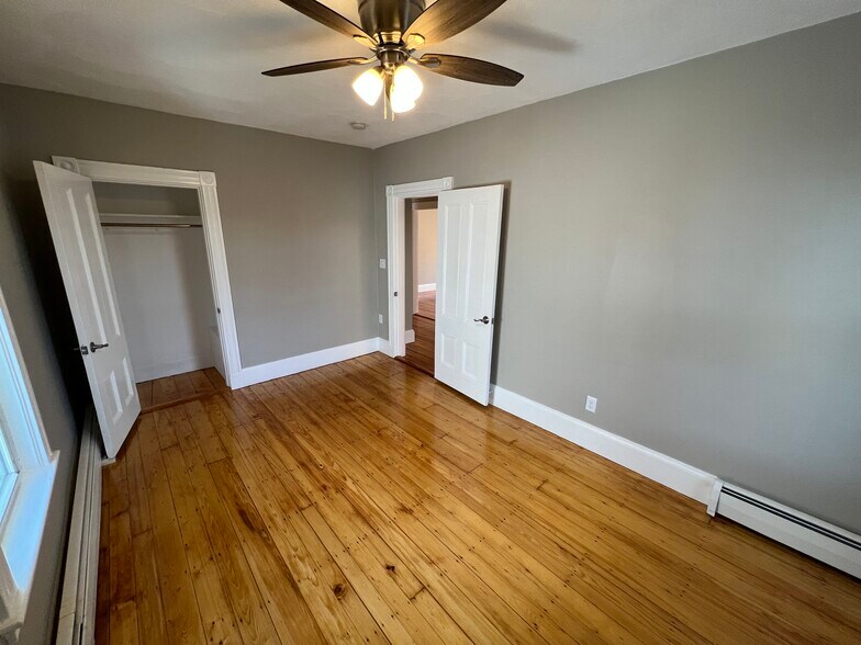 Building Photo - 2 Gilson Ter