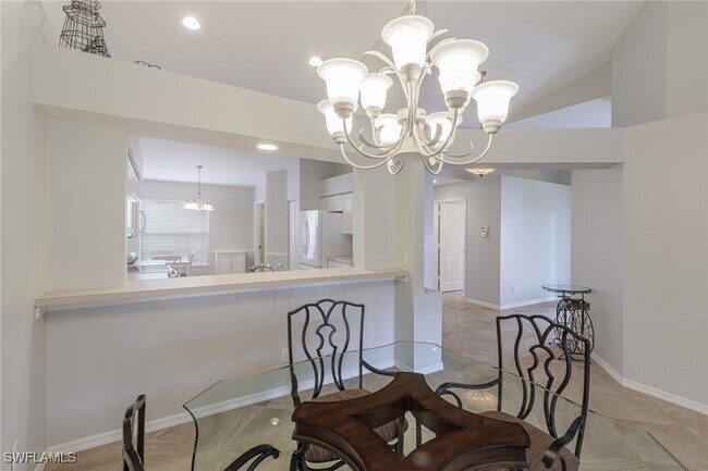 Building Photo - 5502 Greenwood Cir