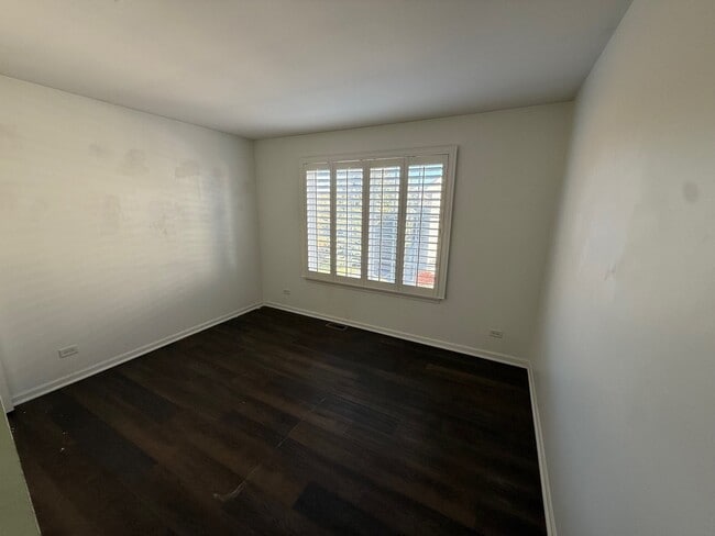 Building Photo - 1586 New Haven Dr