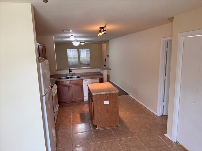 Building Photo - 1539 Nichole Woods Dr