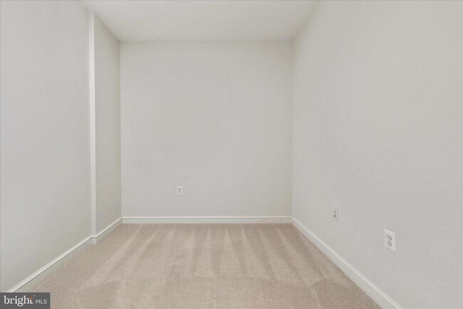 Building Photo - 11990 Market St