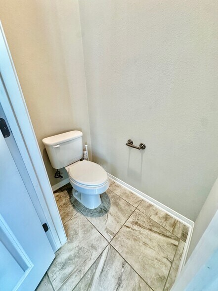 Building Photo - 7308 Rosado Dr