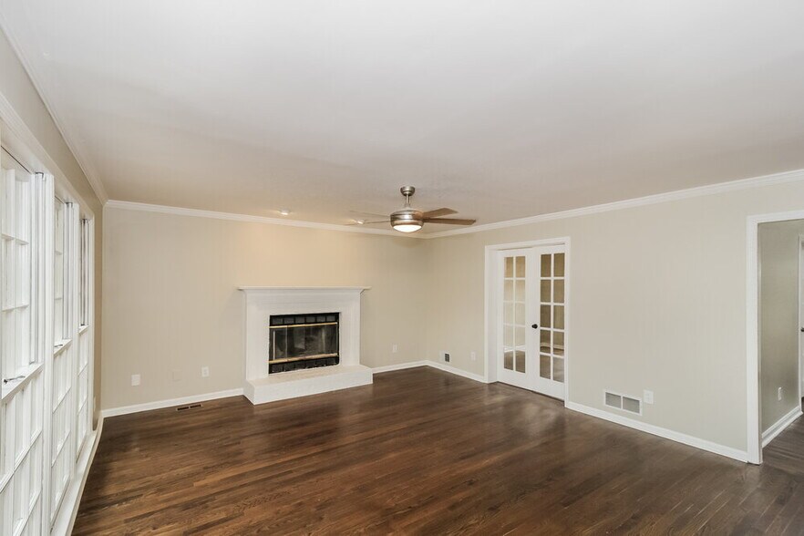 Building Photo - 2308 October Ct