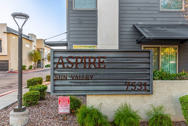 Building Photo - 7531 E Billings St