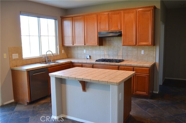 Building Photo - 16448 Los Coyotes St